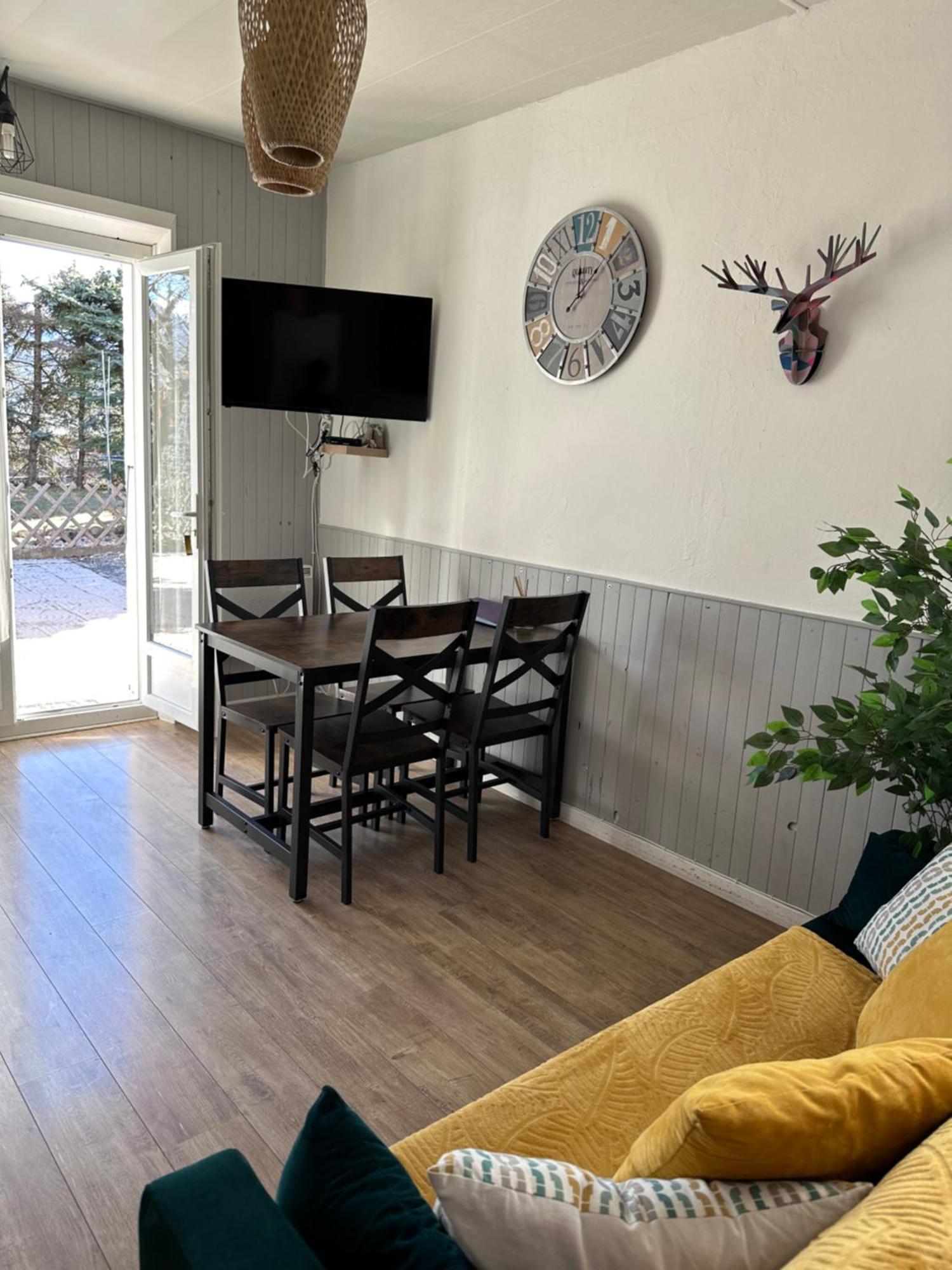 La Durance Et L'helpe Apartment *